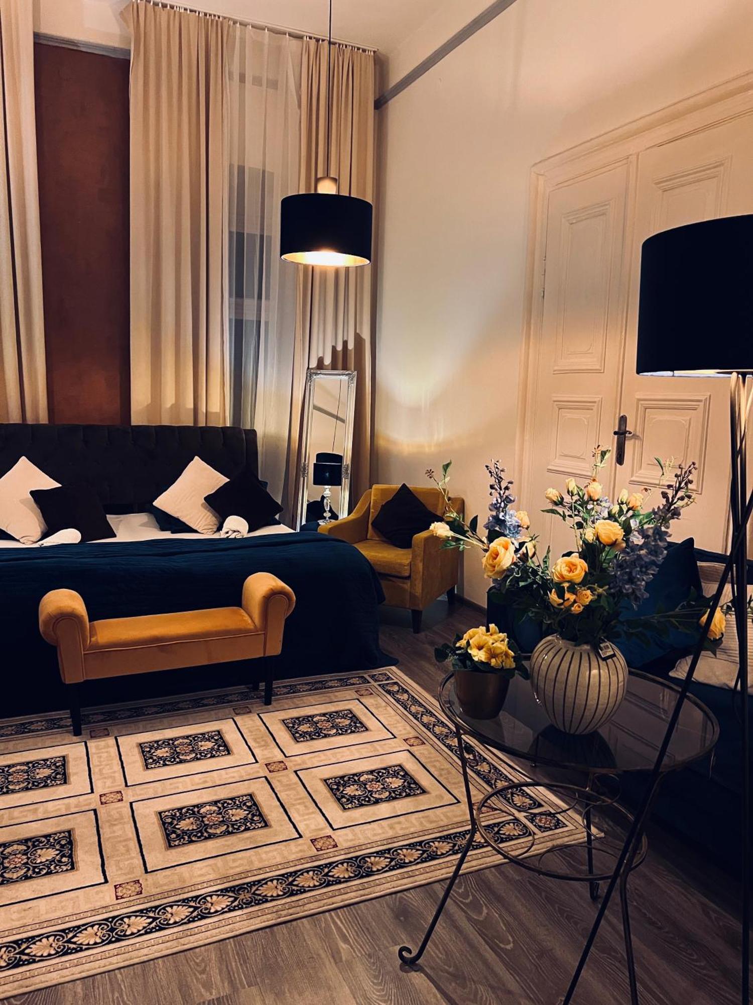 Csaky Palace Ba 3 Bratislava Bagian luar foto